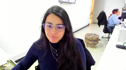 Snapshot of studcb_ chatting on January 27, 4:33 pm studcb_ online show from January 27, 4:33 pm