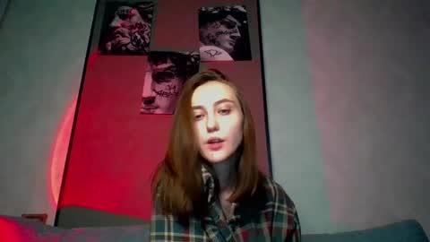 Snapshot of su_11111 chatting on February 8, 5:29 pm LINA online show from February 8, 5:29 pm