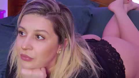 Snapshot of sublimecarla chatting on September 13, 8:39 pm Carla online show from September 13, 8:39 pm