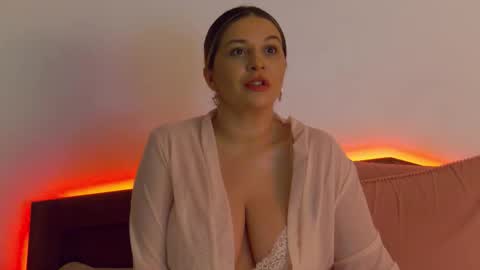 Snapshot of sublimecarla chatting on October 19, 10:01 pm Carla online show from October 19, 10:01 pm