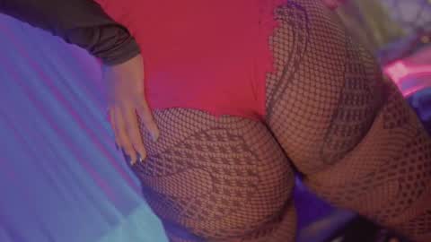 Succubus RoseMilk online show from November 7, 1:00 am