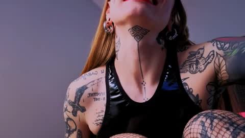 sugarsoot online show from April 12, 7:55 am