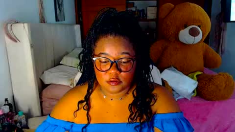 Cami   Back in 2 hours online show from June 20, 5:44 am