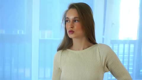 Snapshot of sulemamanusyants chatting on October 17, 7:55 am Ilona online show from October 17, 7:55 am