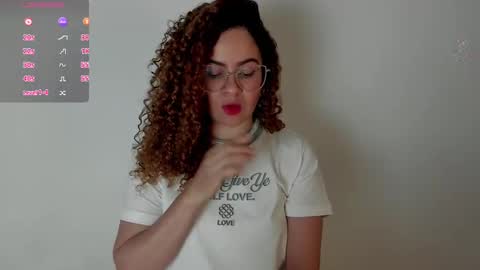 Ann online show from October 8, 7:29 pm