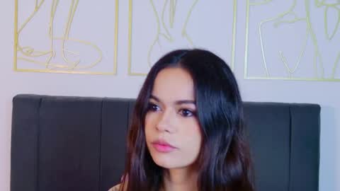 OnlyFans summer holiday online show from April 2, 4:54 am