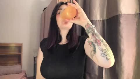 Summer online show from June 9, 1:38 am