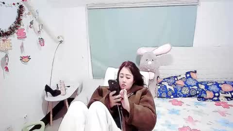 Snapshot of sun_yummy chatting on January 15, 8:41 am Lucis online show from January 15, 8:41 am