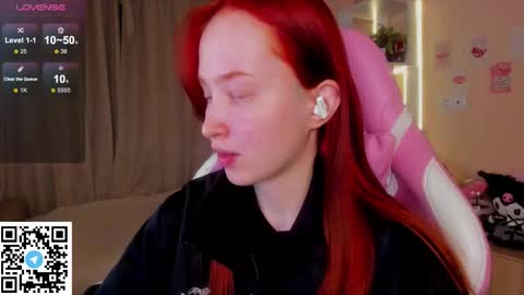 sunflare_ online show from February 15, 5:12 pm