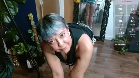 Sunni Knight online show from June 2, 2:12 am