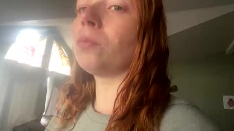 Sunny Clementine online show from October 28, 6:57 pm