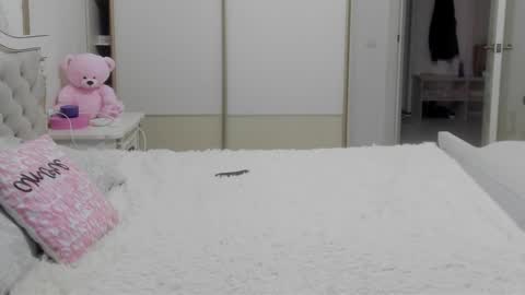 Vanessa online show from April 17, 5:09 am