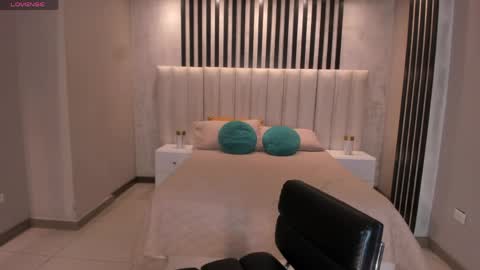 Sunny Rivers online show from April 16, 6:07 pm