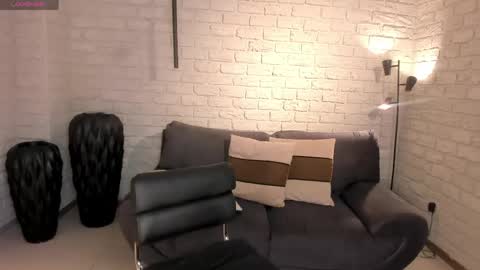 Sunny Rivers online show from June 7, 6:59 pm