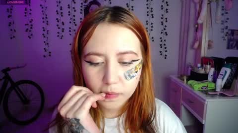 Snapshot of sunset_pienk chatting on September 30, 2:17 am Sunset online show from September 30, 2:17 am