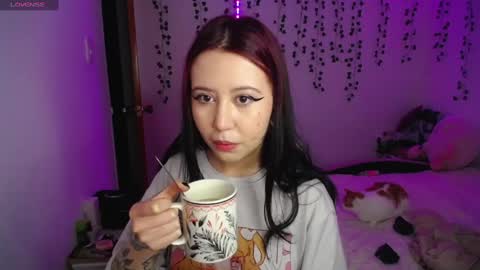Snapshot of sunset_pienk chatting on January 21, 11:34 pm Sunset online show from January 21, 11:34 pm