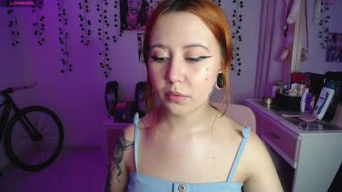 Snapshot of sunset_pienk chatting on September 20, 5:50 am Sunset online show from September 20, 5:50 am