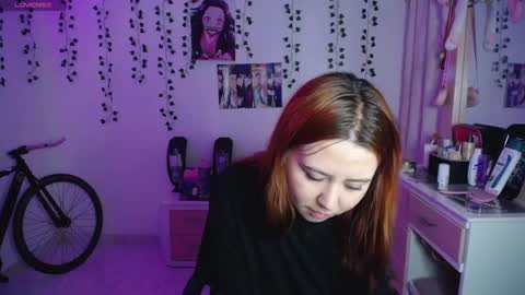 Snapshot of sunset_pienk chatting on September 27, 5:36 am Sunset online show from September 27, 5:36 am