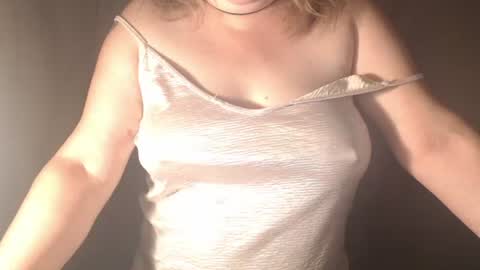 supernipll online show from July 14, 1:06 am