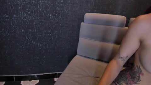 Susann online show from December 5, 7:59 pm