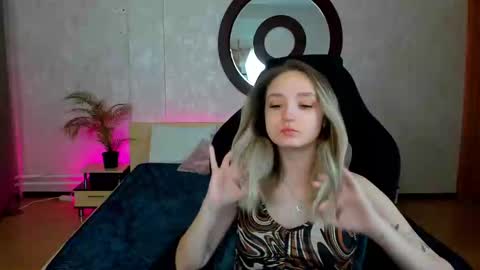 Annie online show from January 24, 11:34 pm