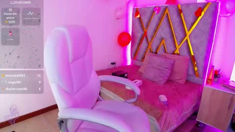 Susan online show from February 22, 11:46 am