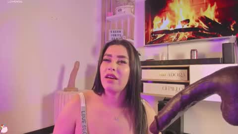     online show from October 25, 3:47 am