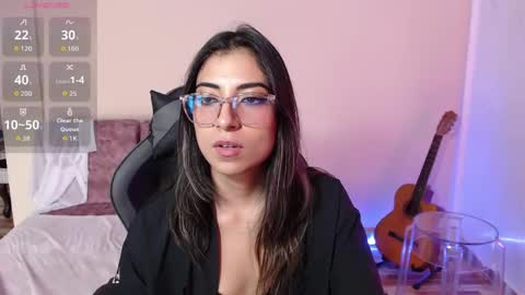 Susana hendrix    online show from March 24, 6:46 pm