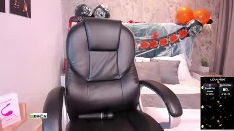 susana smith online show from October 28, 10:36 pm