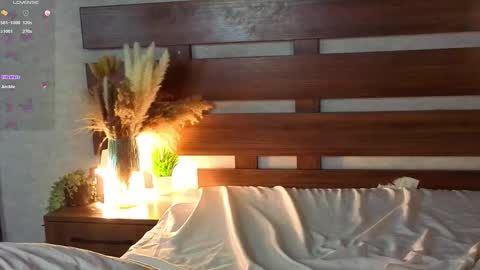 Stacy online show from February 25, 9:24 pm