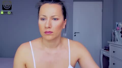 SusanJewel online show from March 11, 7:35 am