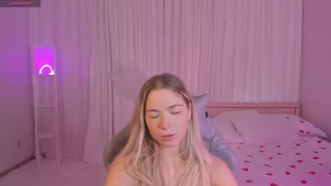 Susan online show from November 25, 3:41 am