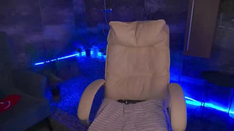 Susie online show from December 21, 11:19 pm