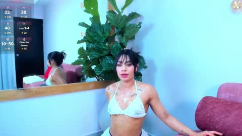 Snapshot of suzan_jane chatting on October 8, 10:58 pm Susan online show from October 8, 10:58 pm