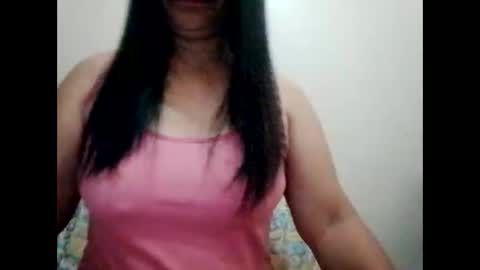 Snapshot of suzzie_hot chatting on February 18, 9:09 pm suzzie_hot online show from February 18, 9:09 pm