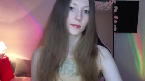 Snapshot of sweeet_lilit chatting on February 11, 6:19 am SwitLilit online show from February 11, 6:19 am