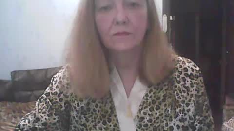 sweet4blonde67 online show from August 4, 5:41 pm