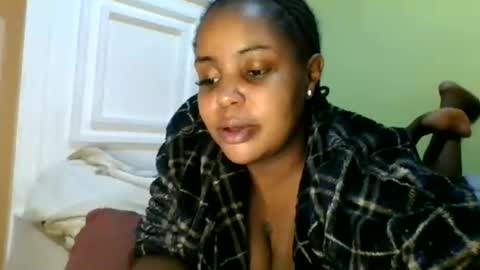 sweet52537 online show from March 21, 2:27 am