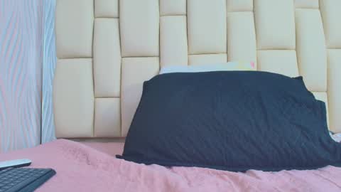 Snapshot of sweet_amye chatting on September 24, 7:13 pm Amye online show from September 24, 7:13 pm
