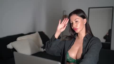 Dorothea online show from November 13, 9:36 pm