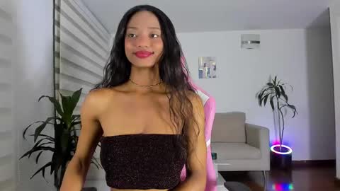 sweet_brunette88 online show from December 11, 12:02 am