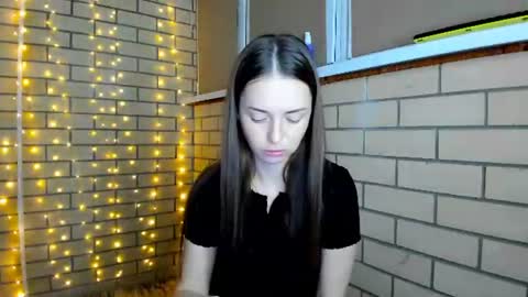 Christina online show from June 23, 6:50 pm