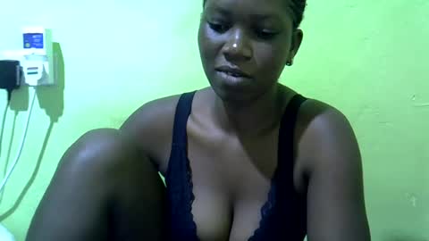 sweet_cherie1 online show from June 15, 5:51 am