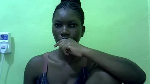 sweet_cherie1 online show from June 8, 5:08 am