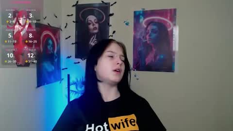 Ivy online show from November 24, 7:10 am