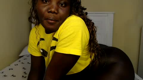 sweet chocolatee21 online show from June 27, 12:55 pm