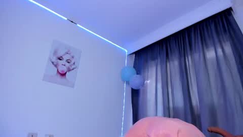 Canela online show from June 12, 3:31 pm
