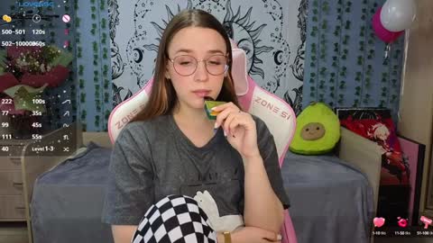 Alice online show from February 1, 4:24 am