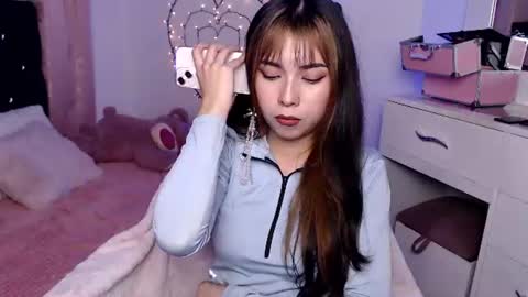 Hannah online show from July 7, 3:09 am
