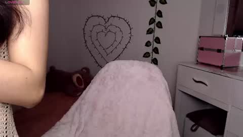 Hannah online show from June 16, 2:45 am